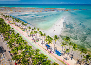 Maceió foi o segundo destino mais vendido do País em 2024, diz plataforma hoteleira