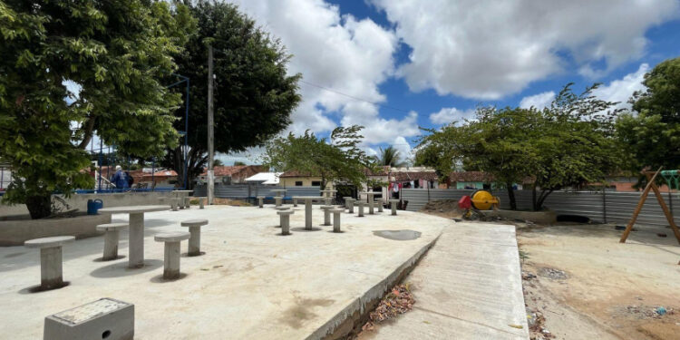 Comunidade do Biu vai ganhar complexo recreativo e espaço de convivência pelo Brota na Grota