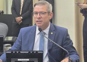 Cabo Bebeto cobra melhorias na frota da Polícia Militar