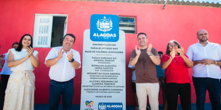 Governador entrega pavimentação de 23 ruas em Colônia Leopoldina