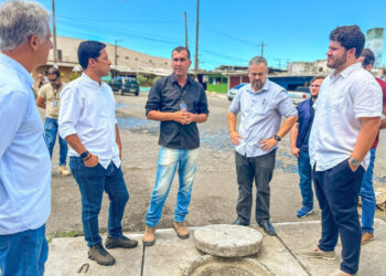 Vice-prefeito e titular da Seminfra determina limpeza preventiva do Mercado da Produção