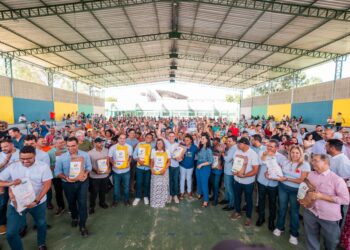 Paulo Dantas lança Planta Alagoas 2025 com meta de distribuir 650 toneladas de sementes