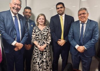 Semarh destaca investimentos hídricos em Alagoas durante encontro com ministra Gleisi Hoffmann