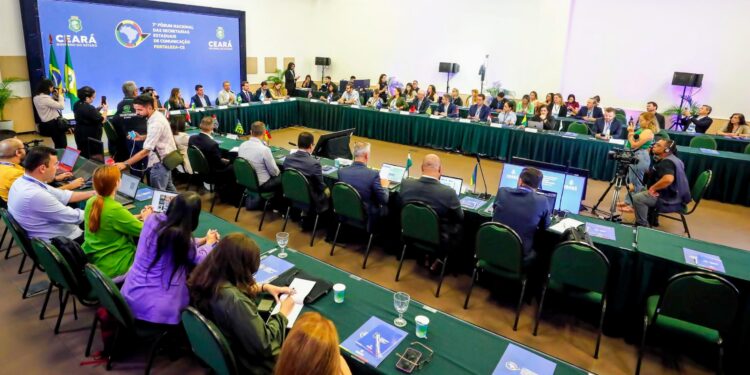 Fórum de Secretários de Comunicação lança Manual de Boas Práticas para Governos em Redes Sociais