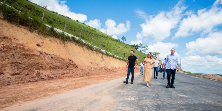 Governador visita obras em Porto Calvo que fortalecem o turismo na região Norte