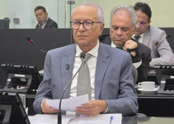 Doutor Wanderley defende que as policiais civis se aposentem aos 52 anos
