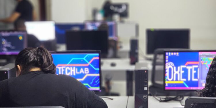 Secretaria de Ciência e Tecnologia abre novas turmas para cursos gratuitos em Maceió e no interior