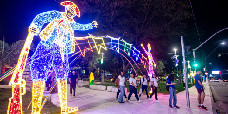 Vilas de São João terão apresentações artísticas gratuitas no Parque do Centenário e Praça Gogó da Ema