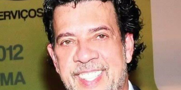 PAULO FREIRE NO SÉCULO XXI: A LIBERTAÇÃO DIGITAL E A CAIXA QUE AINDA NOS APRISIONA