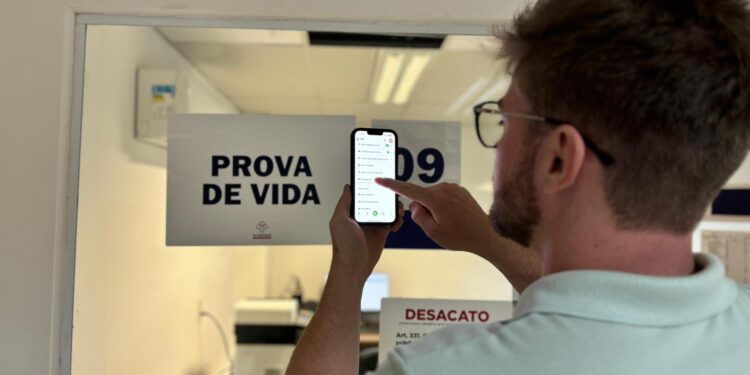 Alagoas Previdência alerta os nascidos em maio para fazer a Prova de Vida Digital