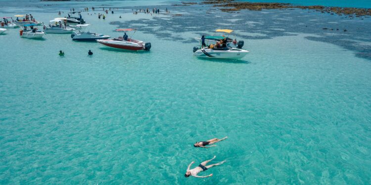 Após evento captado da Setur, imprensa especializada destaca o Destino Alagoas em revista