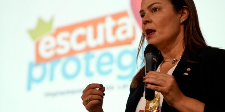 Delegada participa de eventos sobre proteção de crianças e adolescentes em Alagoas