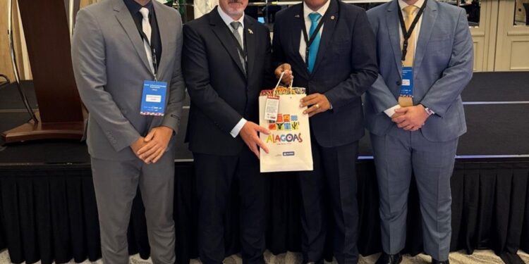 Governo de Alagoas reforça relações institucionais em encontro com embaixador do Brasil nos Emirados Árabes