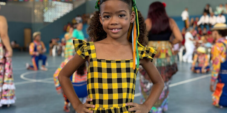 Arraiá da Convivência promove  integração entre usuários