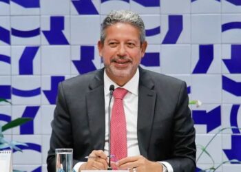 Impulsionando a apicultura no sertão de Alagoas, Arthur Lira assegura R$ 464 mil para construção da Casa de Mel de Delmiro Gouveia