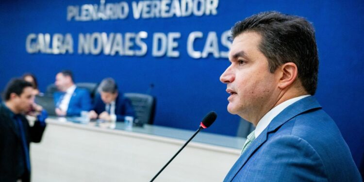 Vereador Rui Palmeira volta a cobrar da Prefeitura de Maceió a entrega dos apartamentos do Conjunto Santa Amélia