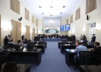 Assembleia Legislativa aprova projeto que reajusta subsídios de servidores públicos