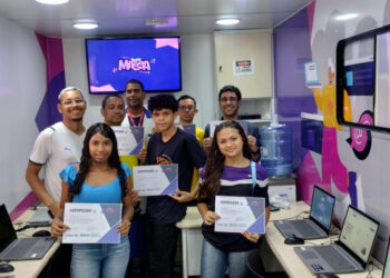 Tech Massa leva inclusão digital ao Graciliano Ramos e à Chã da Jaqueira