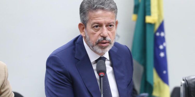 Avança na Câmara projeto de Marx que cria espaços em delegacias da mulher para acolhimentos dos filhos das vítimas de agressão