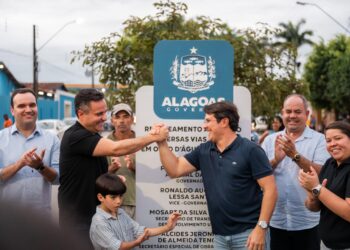 Paulo Dantas entrega 7 km de pavimentação em Olho d’Água das Flores