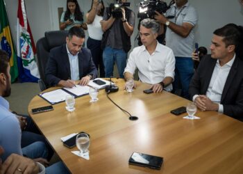 Paulo Dantas sanciona lei que institui política Corações da Paz em Alagoas