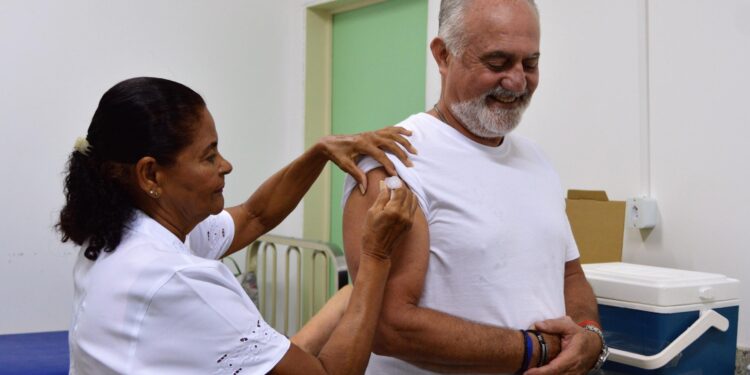 Sabe quais as vacinas do Calendário Nacional de Vacinação do Idoso? Especialista da Sesau informa