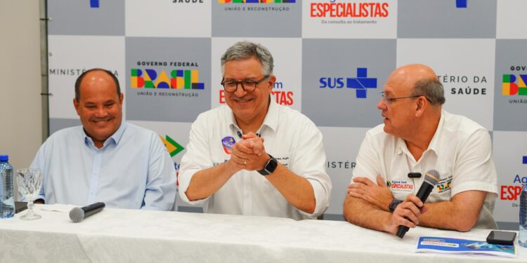 Secretário de Saúde participa da inauguração de serviço oncológico do Hospital do Amor de SE