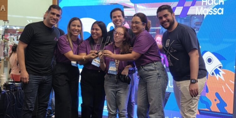 Grupo formado só por mulheres conquista segundo lugar no Hack Massa