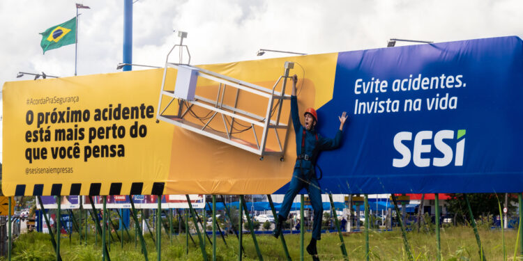 Campanha do SESI sobre segurança no trabalho ganha as ruas de Maceió