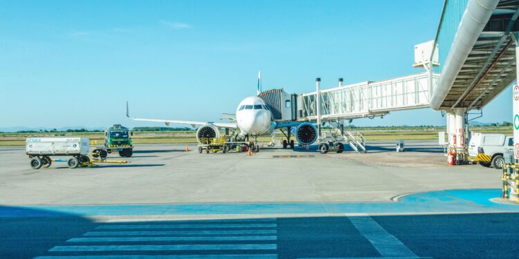 Alagoas está entre os 10 destinos nacionais que mais expandiram a malha aérea, aponta pesquisa