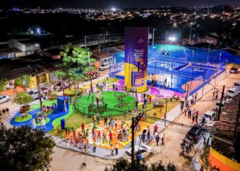 JHC inaugura arena e duas praças no Benedito Bentes