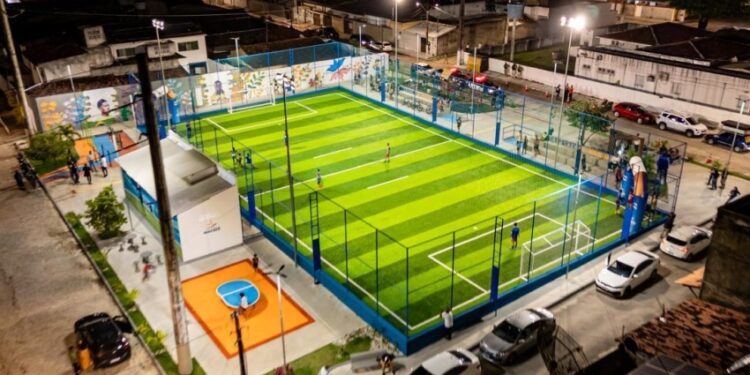 Nova Areninha da parte alta de Maceió amplia oportunidades de esporte e lazer no Antares