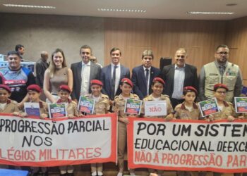Parlamento concede títulos e comendas a personalidades que contribuíram para a educação e a história de Alagoas