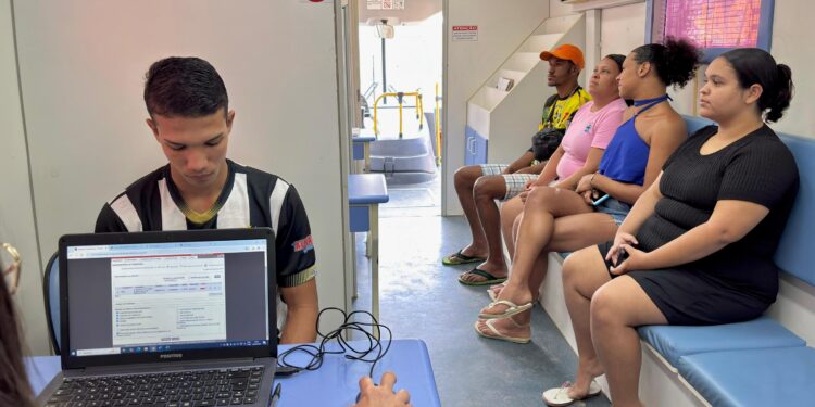 Sine Alagoas divulga 2.426 vagas de emprego disponíveis esta semana