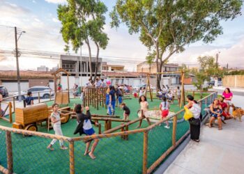 Praça Nossa Senhora de Fátima ganha nova vida no Feitosa