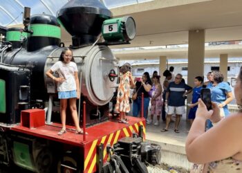 Cultura, aprendizado e alegria marcaram o primeiro passeio do Trem das Crianças