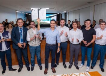 Prefeito JHC assina Termo de Compromisso para construção de Policlínica na parte alta de Maceió