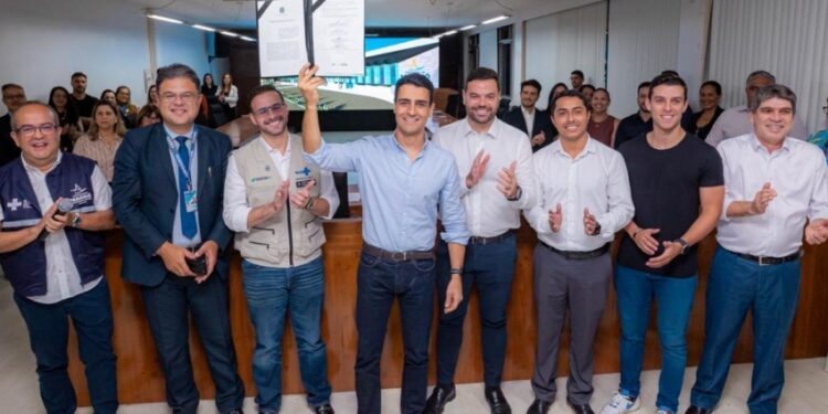 Prefeito JHC assina Termo de Compromisso para construção de Policlínica na parte alta de Maceió