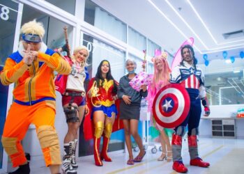 Personagens infantis invadem o Hospital da Cidade e levam alegria para os pequenos pacientes