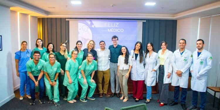 Hospital da Cidade celebra o Dia do Médico com homenagem à dedicação e ao cuidado humanizado