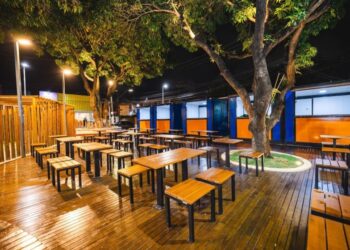 Reforma e melhoria das condições de trabalho dos comerciantes da Praça do COC