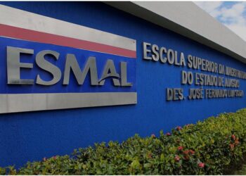 Escola Superior da Magistratura e UNICURSO assinam parceria para capacitação de servidores do Poder Judiciário