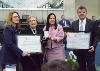 Virgínia Lyra é homenageada na Assembleia Legislativa