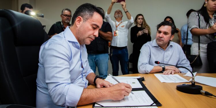 Paulo Dantas assina termo de compromisso para construção de Policlínica em Palmeira dos Índios