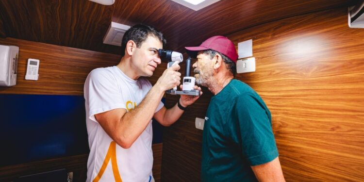 Olhar da Gente leva atendimentos para moradores da comunidade Piabas