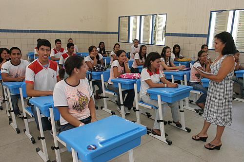 Discutido projeto que reestrutura o Plano de Cargos e Carreira do Magistério Público Estadual