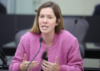 Cibele Moura celebra aumento de voos e expectativa de 100% de ocupação hoteleira