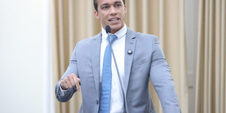 Delegado Leonam cobra ação imediata da Polícia Civil após novas agressões de influenciador