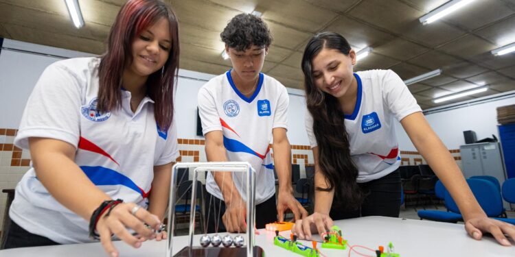Matrícula online para ingresso de novatos na rede estadual pode ser feita até esta quinta (08)