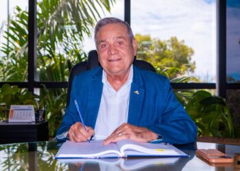 Ronaldo Lessa assume interinamente o Governo de Alagoas